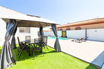 Casas y Villas de alquiler para vacaciones en Chiclana La Barrosa con piscina privada