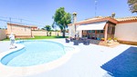 Casas y Villas de alquiler para vacaciones en Chiclana La Barrosa con piscina privada