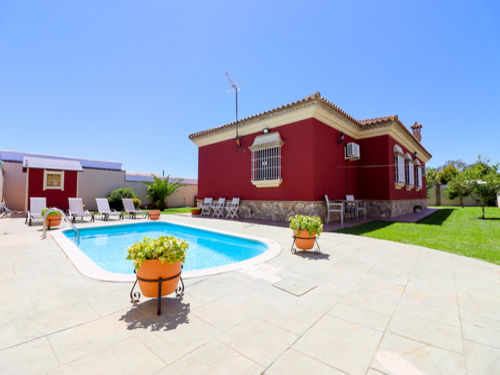 Casas y Villas de alquiler para vacaciones en Chiclana La Barrosa con piscina privada
