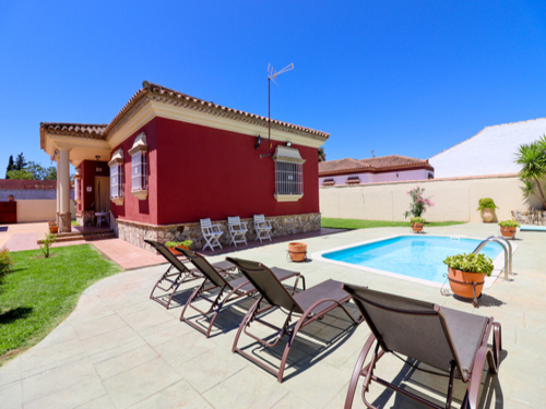 Casas y Villas de alquiler para vacaciones en Chiclana La Barrosa con piscina privada