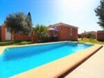 Casas y Villas de alquiler para vacaciones en Chiclana La Barrosa con piscina privada
