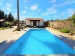 Casas y Villas de alquiler para vacaciones en Chiclana La Barrosa con piscina privada