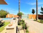 Casas y Villas de alquiler para vacaciones en Chiclana La Barrosa con piscina privada